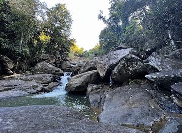 puerto-rico/el-yunque-national-forest/landmark/cascada-rio-espiritu-santo