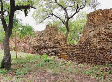 burkina-faso/centre-east/landmark/ruins-of-loropeni