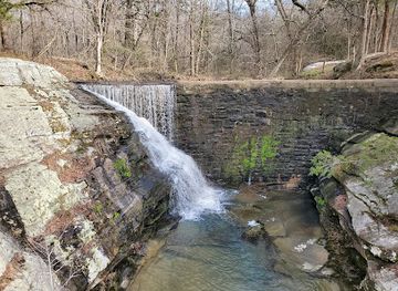 illinois/corn-belt/landmark/dixon-springs-state-park