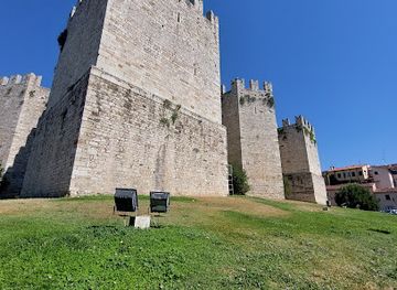 italy/mugello/landmark/castello-dell-imperatore