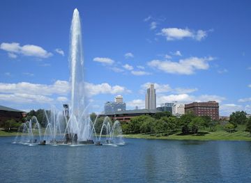 nebraska/omaha/landmark/heartland-of-america-park-at-the-riverfront