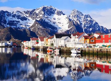 norway/nordland/landmark/henningsvar-port-viewpoint