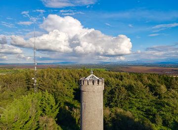 ireland/county-kildare/landmark/hill-of-allen-tower