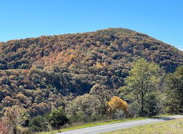 virginia/blue-ridge-parkway/landmark/big-spy-mountain-overlook