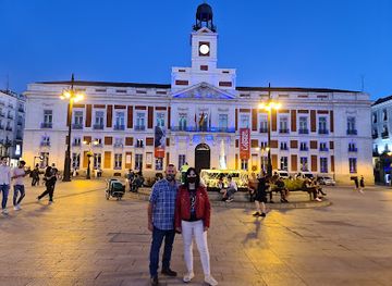 spain/madrid/sol/landmark/puerta-del-sol