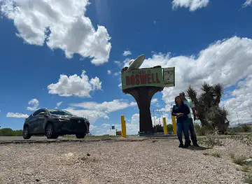 Welcome to Roswell Sign