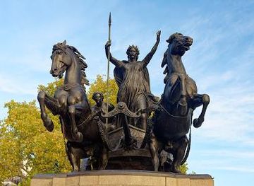 united-kingdom/windsor/landmark/boadicea-and-her-daughters