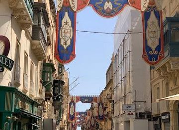 malta/sliema/landmark/republic-st