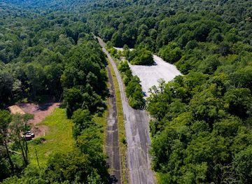 pennsylvania/happy-valley/landmark/cove-valley-travel-plaza