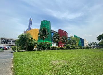 singapore/kallang/landmark/leisure-park-kallang