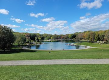 canada/montreal/landmark/mount-royal-park