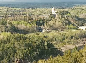 canada/saguenay-lac-saint-jean/landmark/mont-fortin