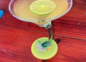 antigua-and-barbuda/st-john-s/landmark/signature-smokes-hookah-cigar-lounge