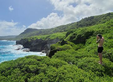 guam/hagatna/landmark/pagat-cave