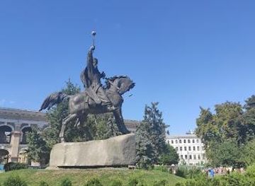 ukraine/kyiv/landmark/monument-petra-sagaidachnogo