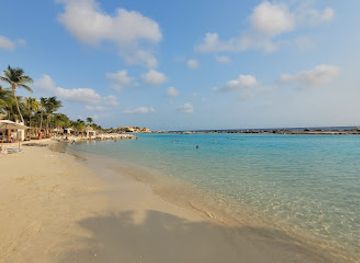 curacao/mambo-beach/landmark/awesome-curacao