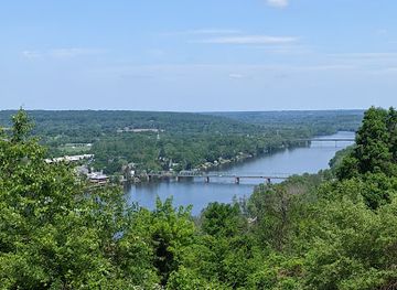 new-jersey/lambertville/landmark/goat-hill-overlook