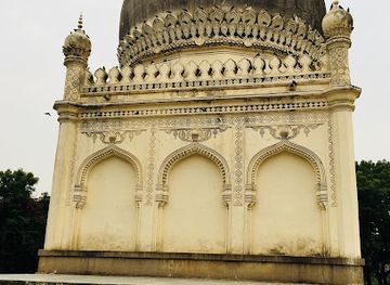 india/telangana/landmark/tomb-of-mohammad-quli-qutub-shah