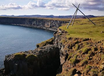 iceland/reykjanes-peninsula/landmark/krisuvikurberg-cliffs