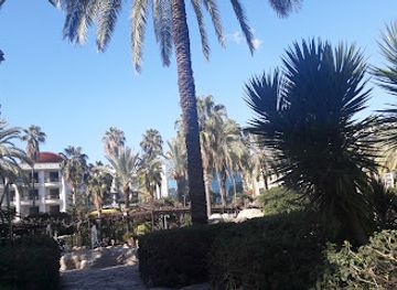 turkiye/alanya/landmark/baris-manco-parki