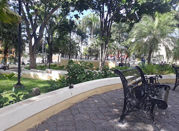 dominican-republic/santiago/los-jardines/landmark/parque-los-chachaces