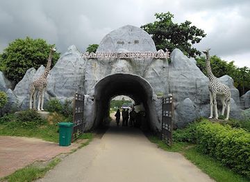 bangladesh/ganges-delta/landmark/bangabandhu-sheikh-mujib-safari-park-gazipur