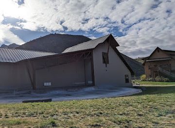 oregon/crook-county/landmark/washington-family-ranch-a-young-life-camp