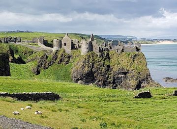 ireland/ulster-part-within-current-ireland/landmark/dunluce-castle