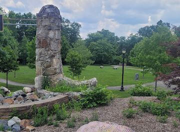 pennsylvania/anthracite-coal-region/landmark/nay-aug-park