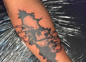 kentucky/owensboro/landmark/bnb-tattoos-piercings