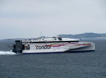 guernsey/herm/landmark/condor-ferries