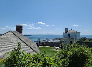 michigan/mackinac-island/landmark/mackinac-island-carriage-tours