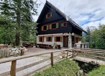 slovenia/kranjska-gora/landmark/tonkina-koca-na-vrsicu