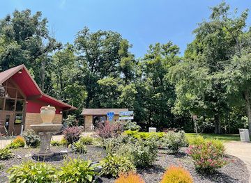 west-virginia/huntington/landmark/i-64-eastbound-west-virginia-welcome-center