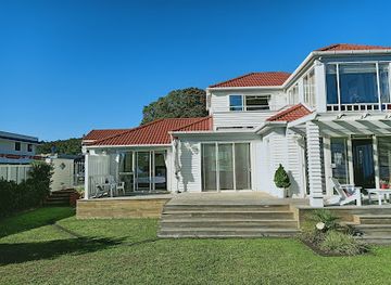 new-zealand/paihia/landmark/paihia-beach