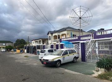 jamaica/portmore/landmark/leslie-s-home