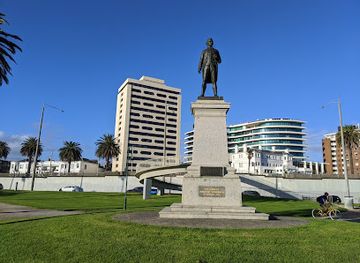 australia/melbourne/st-kilda/landmark/captain-cook-memorial