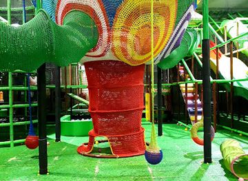 poland/kielce/landmark/park-rozrywki-fly-sky