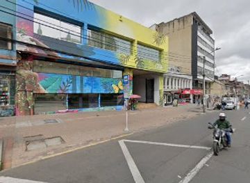 colombia/bogota/zona-g/landmark/tanto-visaje-por-un-beso