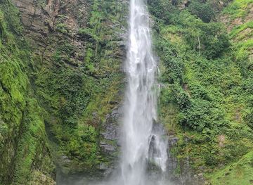 ghana/sefwi/landmark/wli-agumatsa-waterfalls