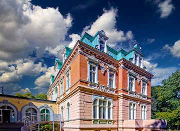 poland/czestochowa/landmark/palacyk-hantkego-w-czestochowie