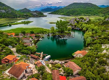 montenegro/lake-skadar/landmark/skadar-lake-boat-tours