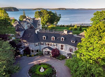 maine/bar-harbor/landmark/balance-rock-inn