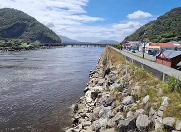 new-zealand/greymouth/landmark/greymouth-town-square