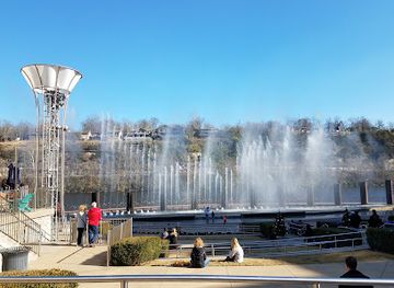 missouri/branson/landmark/branson-landing-water-fire-show