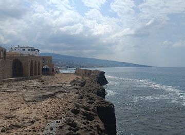 lebanon/keserwan-district/landmark/phoenician-wall