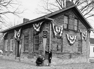 ohio/eastern-ohio/landmark/oldest-stone-house-museum-of-the-lakewood-historical-society