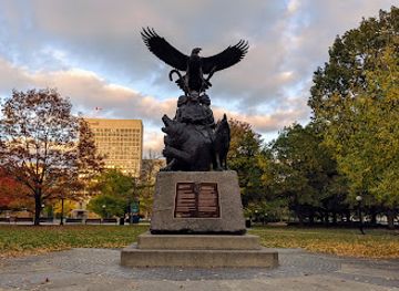 canada/ottawa/landmark/confederation-park
