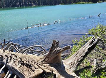 oregon/lake-county/landmark/devils-lake