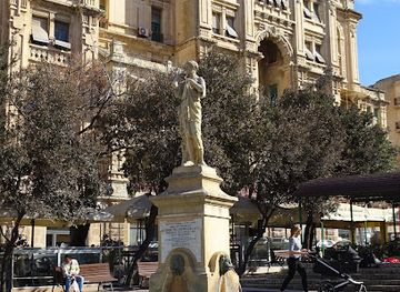 malta/sliema/landmark/balluta-square